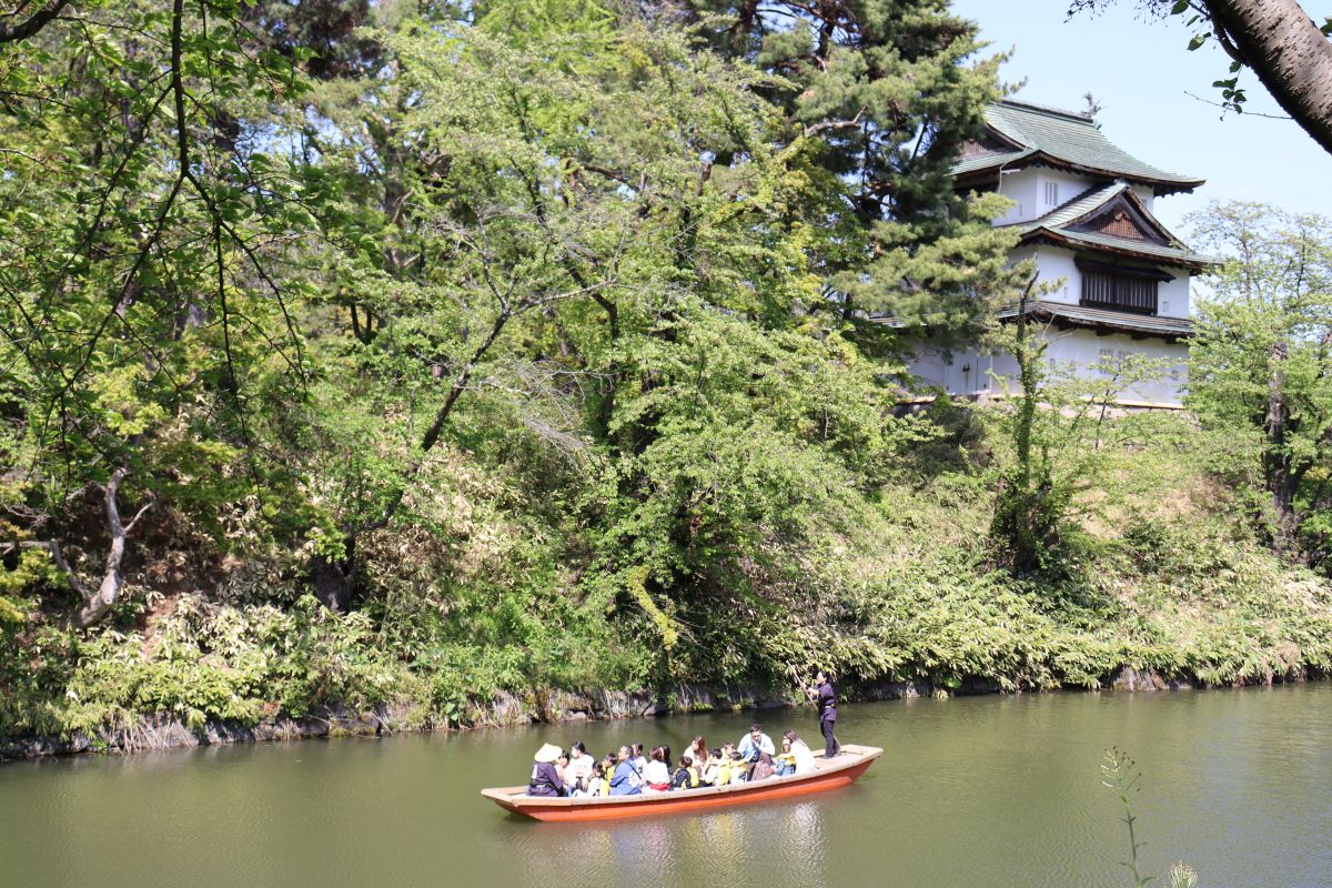 弘前公園中濠シルバーウィーク運航