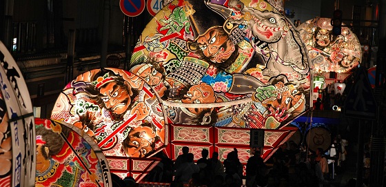 秋田 東北 まつり お祭り 観光 竿燈 大曲 花火 ねぶた ねぷた こまち リゾートしらかみ 秋田駅 新青森駅 JR東日本秋田支社 秋田支社地域連携ユニット ねぷた 弘前