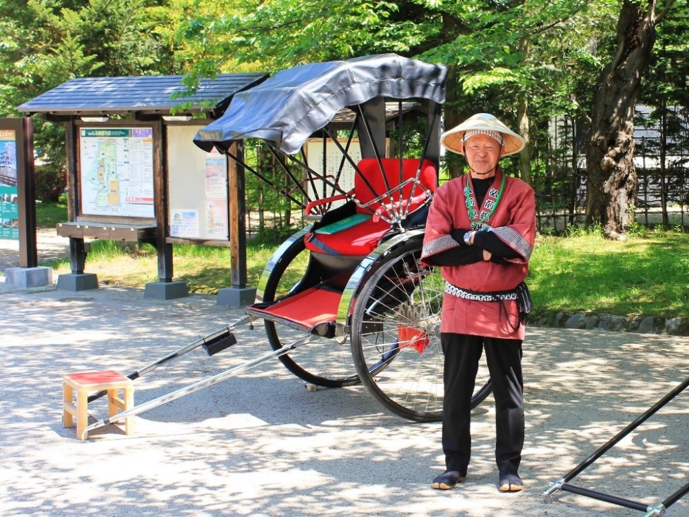 弘前公園観光人力車